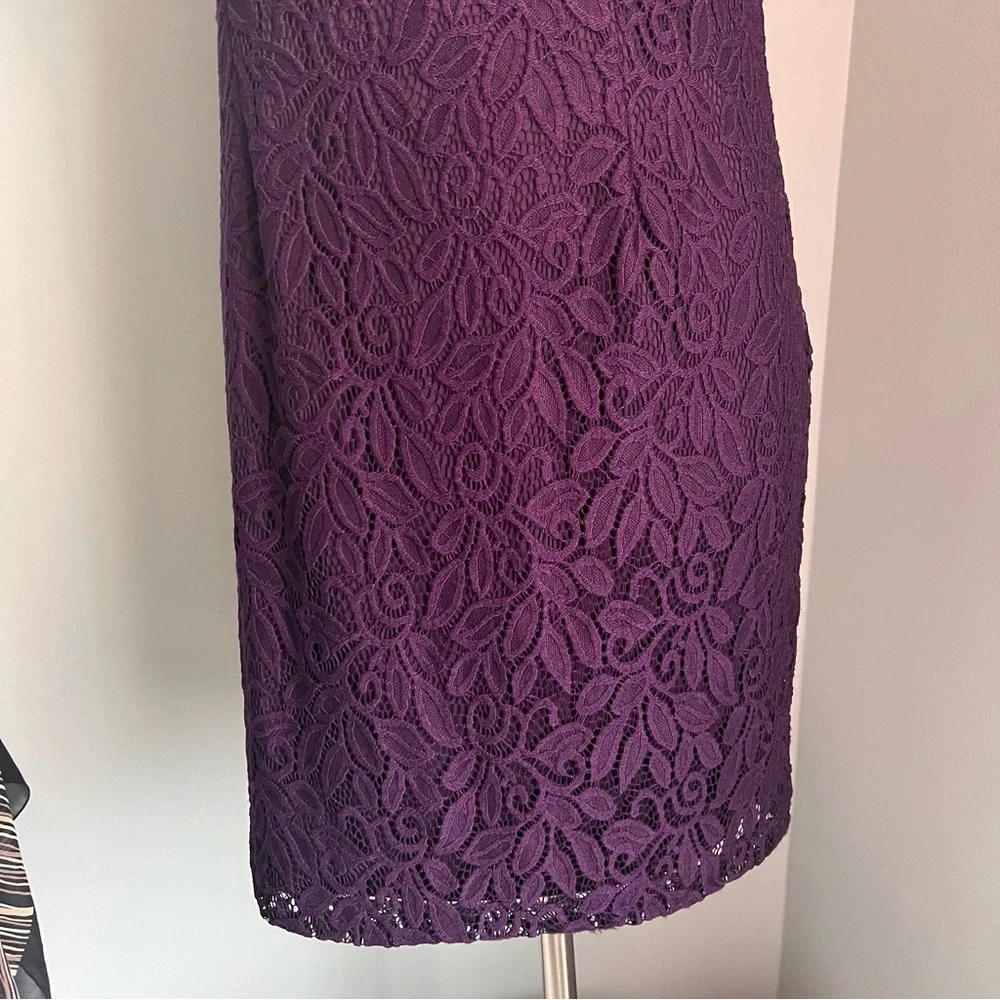 Roz & Ali 16P Purple Embroidered Floral Lace Sleeveless Pencil Sheath Dress